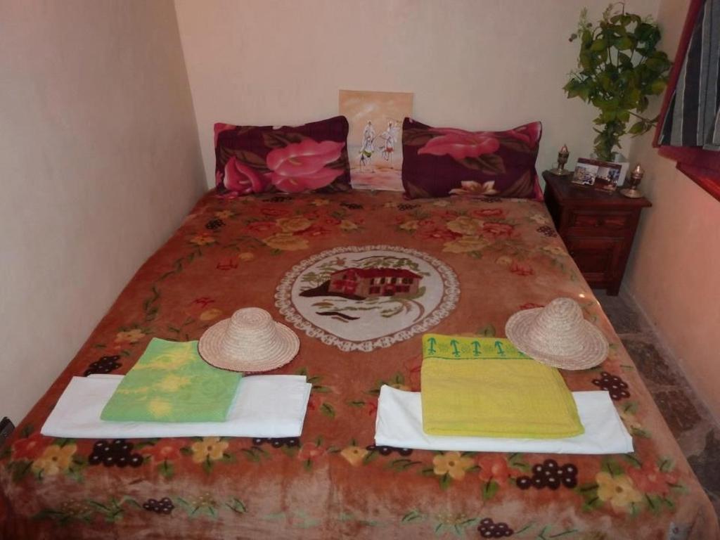 Dar Aglzime Hotel Aroumd Szoba fotó
